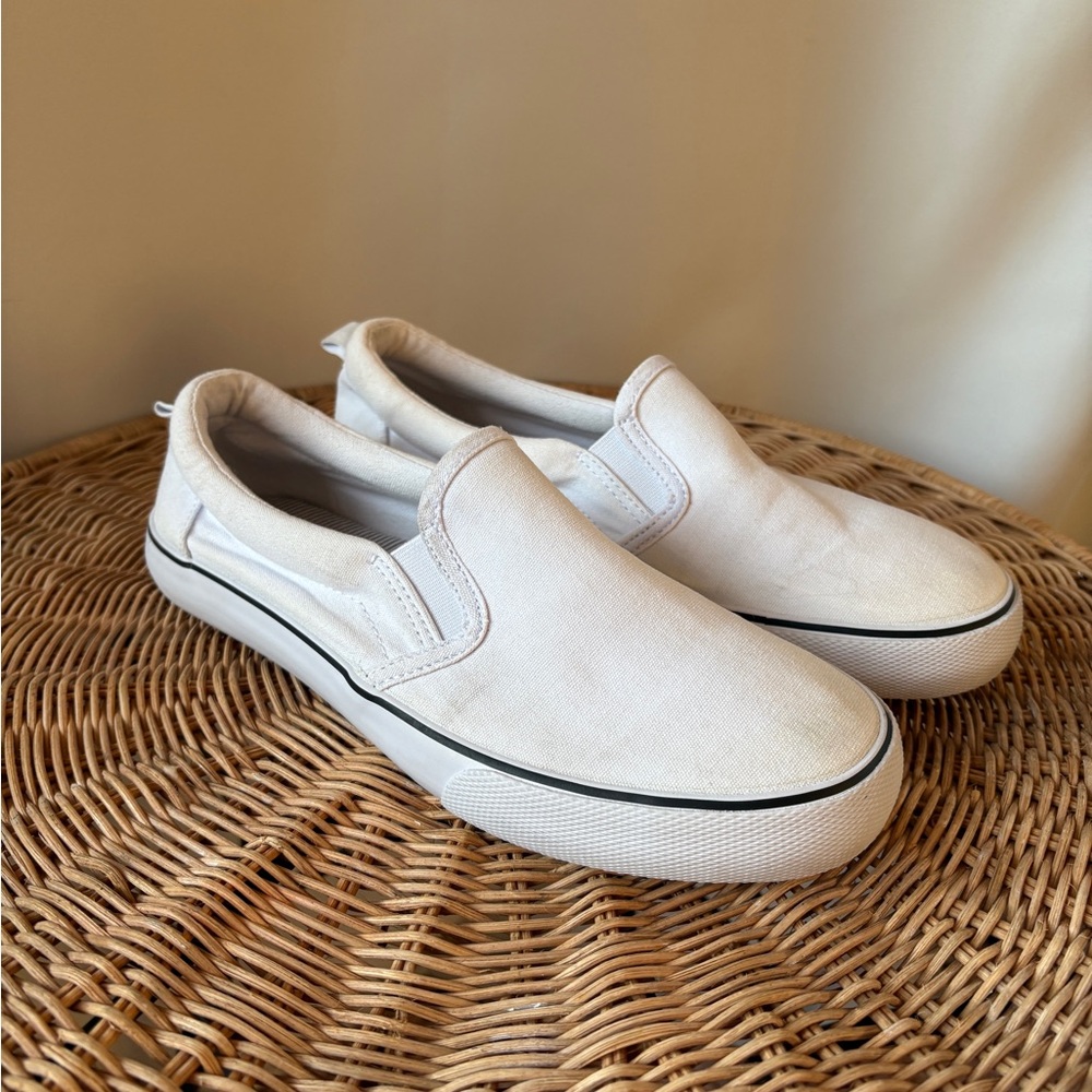 a new day~ Classic White Slip-On Canvas Shoes Women’s Size 6